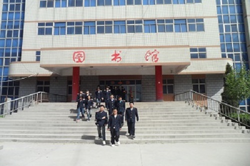 初中起點(diǎn)學(xué)習(xí)電子商務(wù)專(zhuān)業(yè)課程難不難？