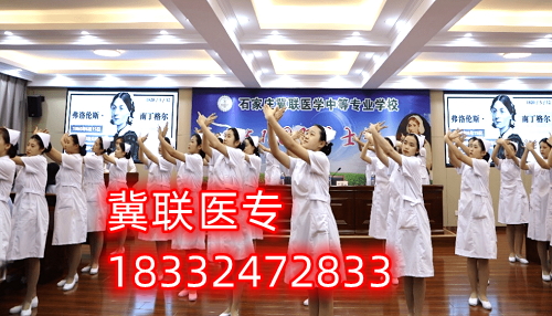 上醫(yī)學(xué)中?？梢钥甲o士資格證嗎？