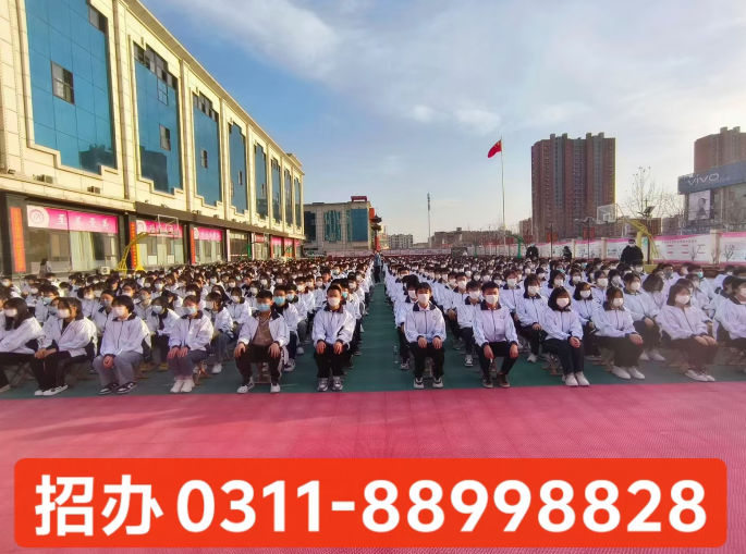 哪些學生適合報名石家莊天使護士學校2025年春季新生班？